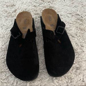 black Birkenstock clogs size 40